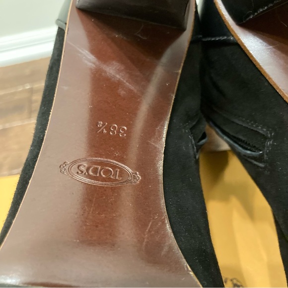 Tod’s Tall Suede boots - Picture 14 of 16